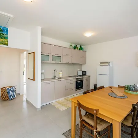 3 Bedroom Amazing In *